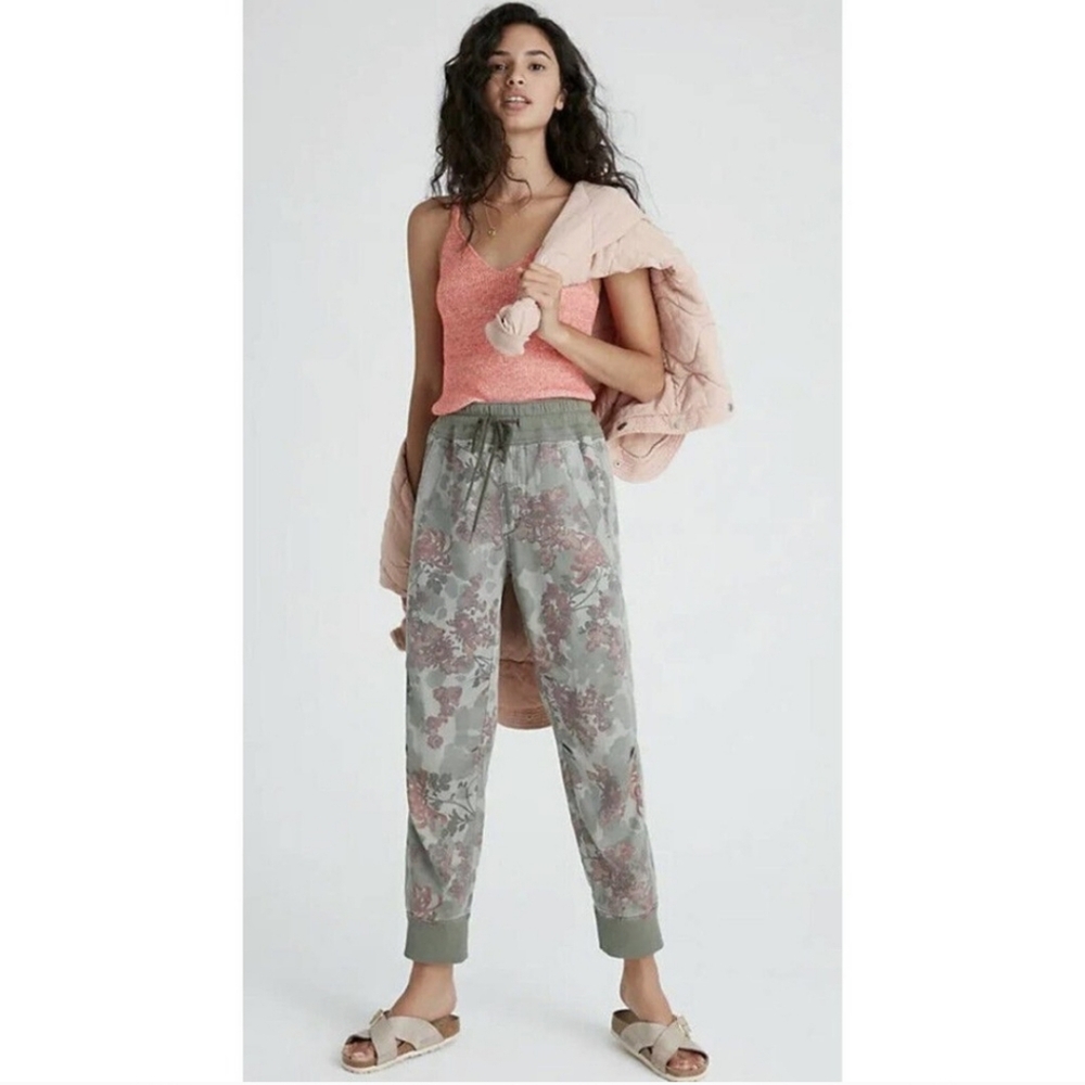 Anthropologie The Nomad Floral Camo Joggers Camoflauge Pants